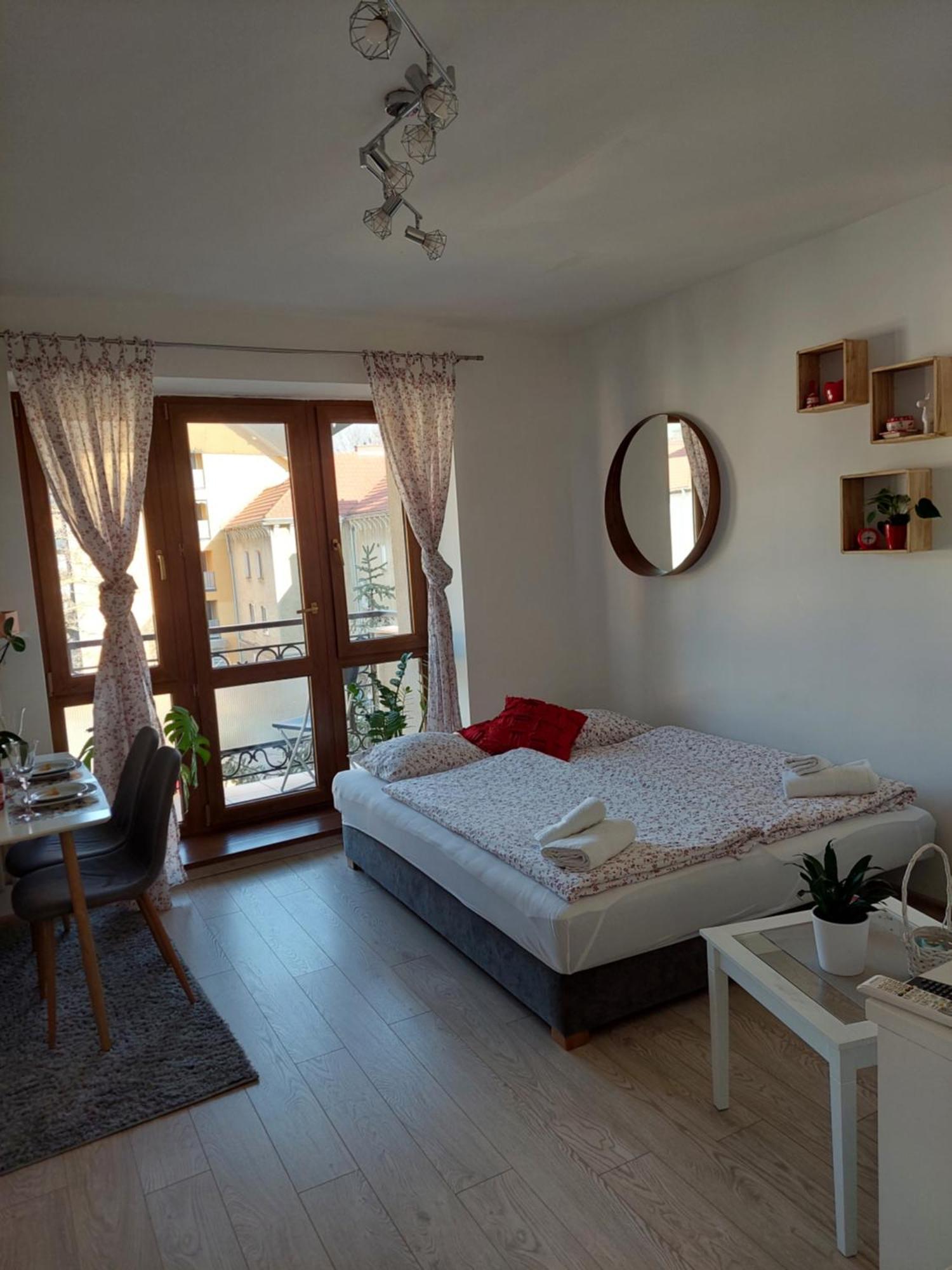 Emily Apartment コシツェ 部屋 写真