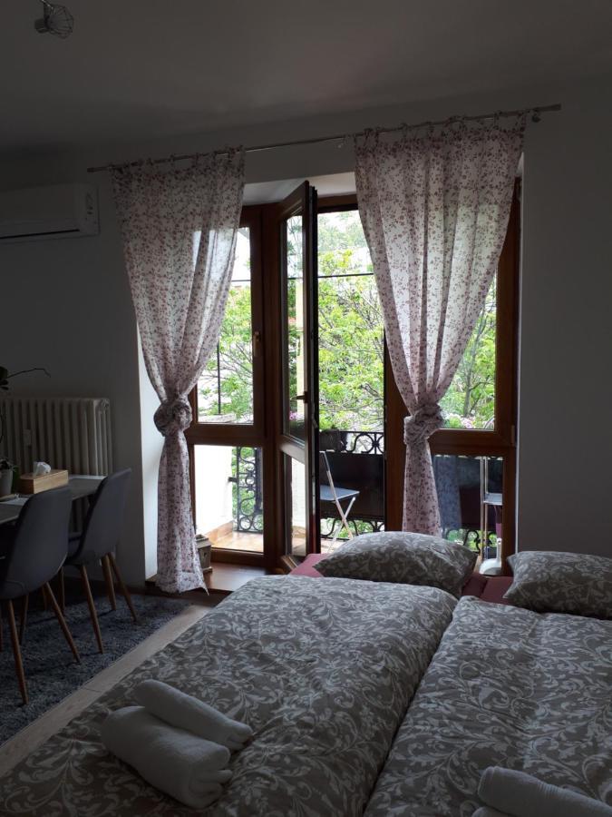 Emily Apartment コシツェ エクステリア 写真